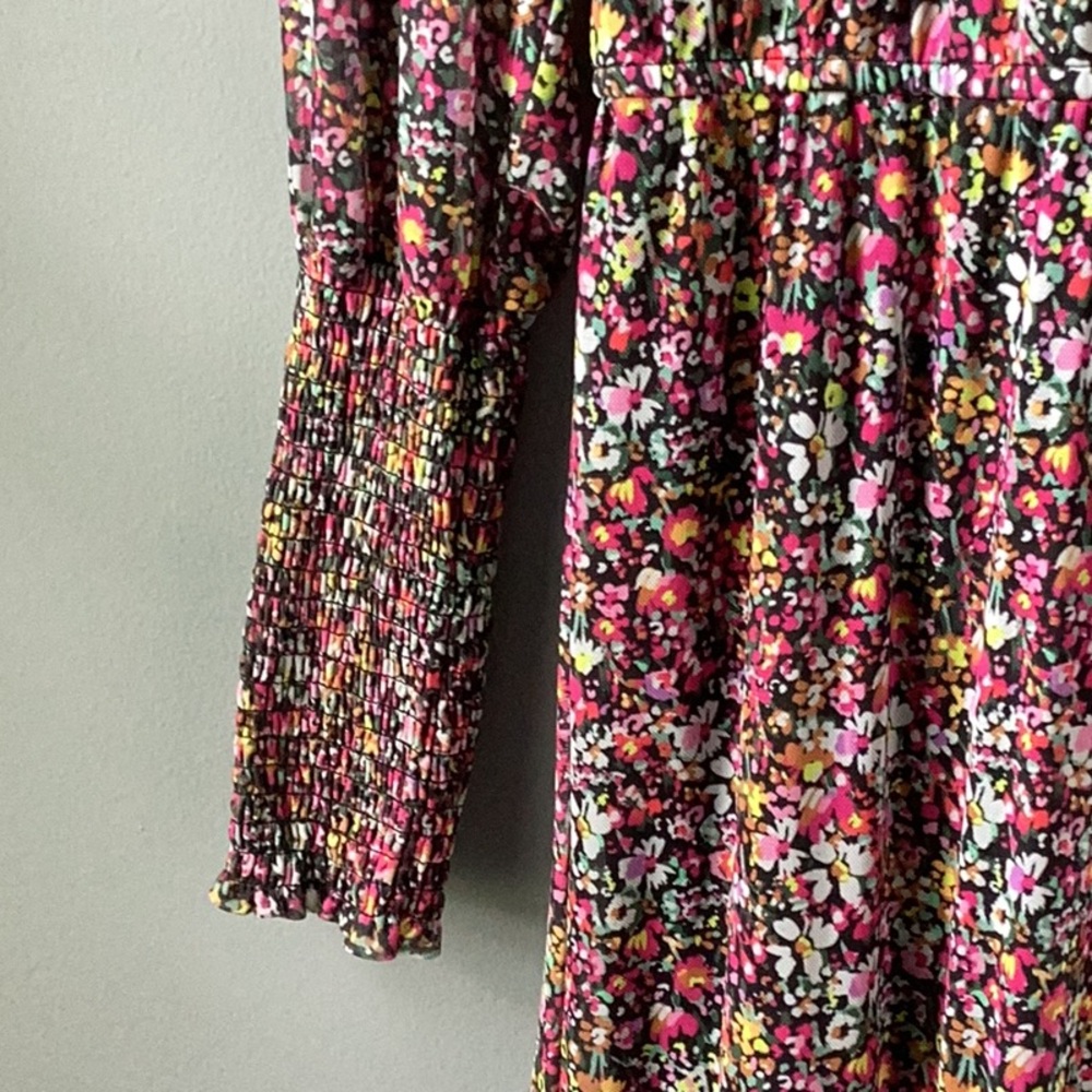 NWT STEVE MADDEN Floral Tiered Long Sleeve Midi Dress Size Small - Picture 9 of 14